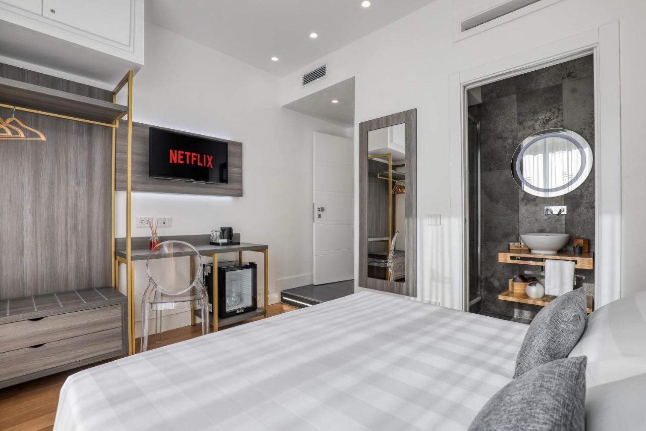 Gallery Suite 奇维塔韦基亚 外观 照片